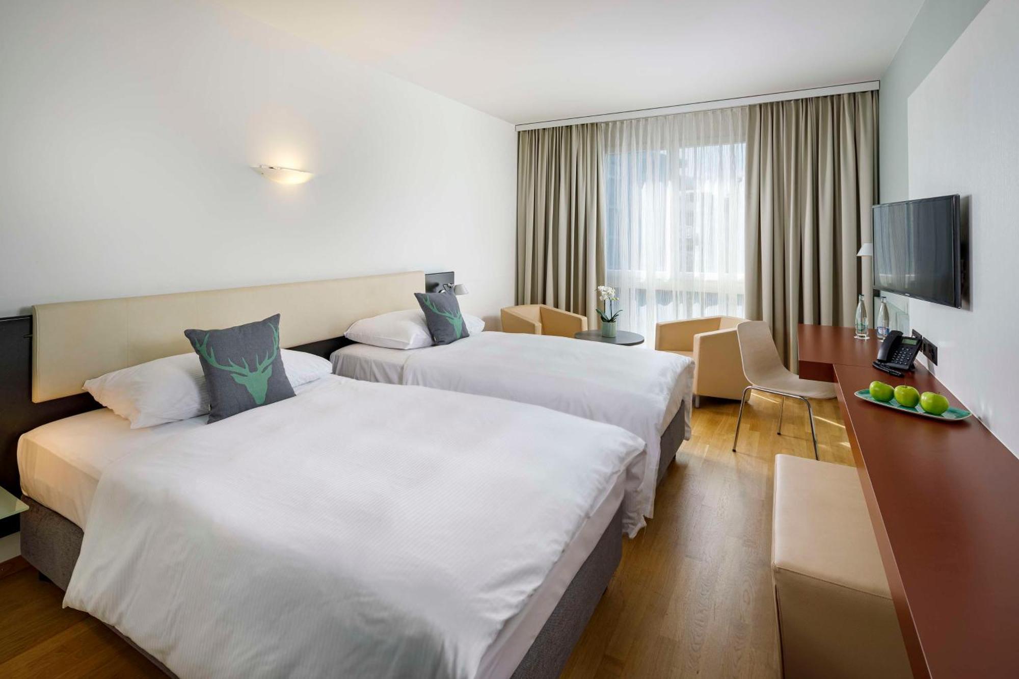 Hotel Allegra Lodge Kloten Kültér fotó