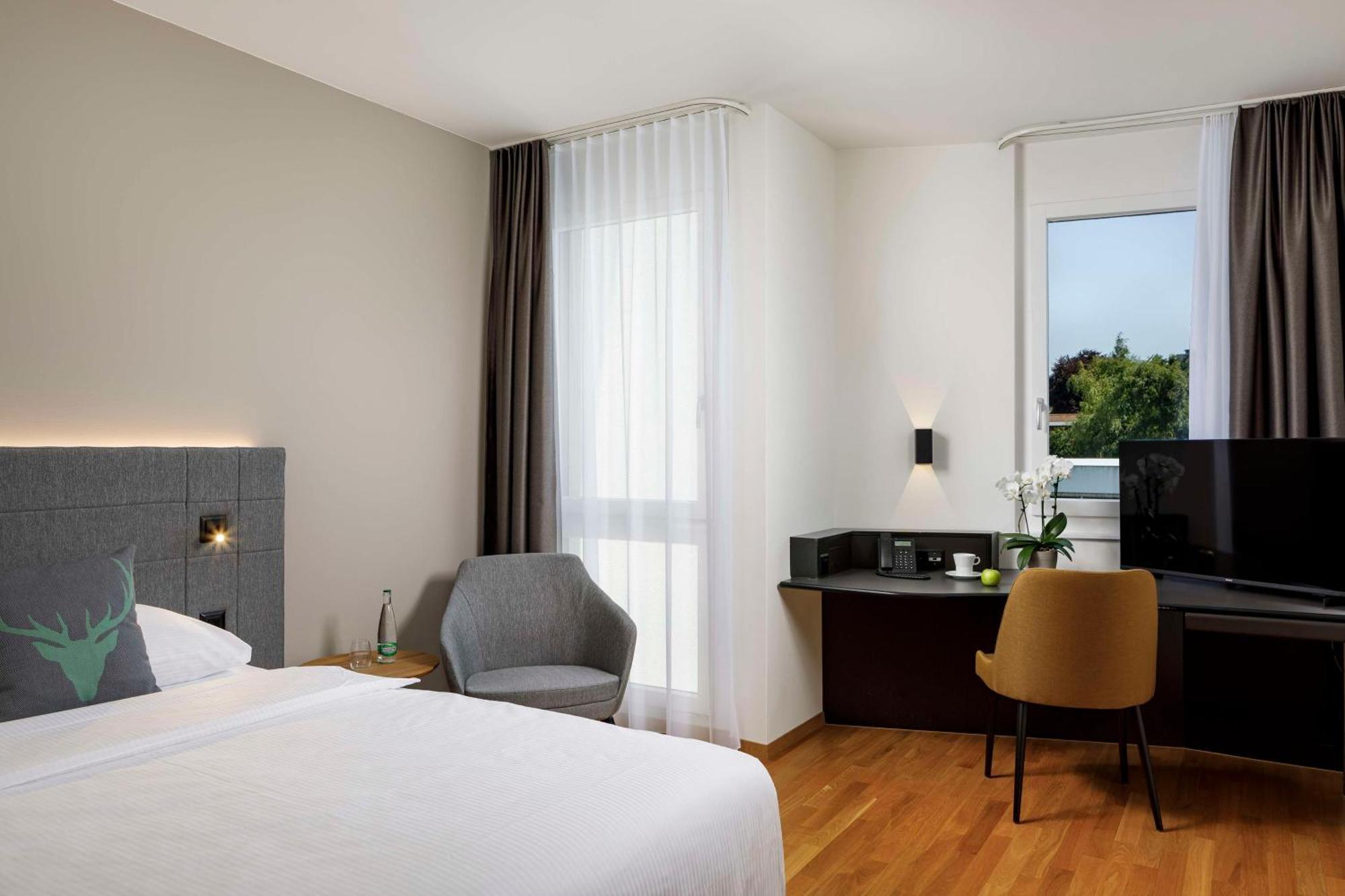 Hotel Allegra Lodge Kloten Kültér fotó