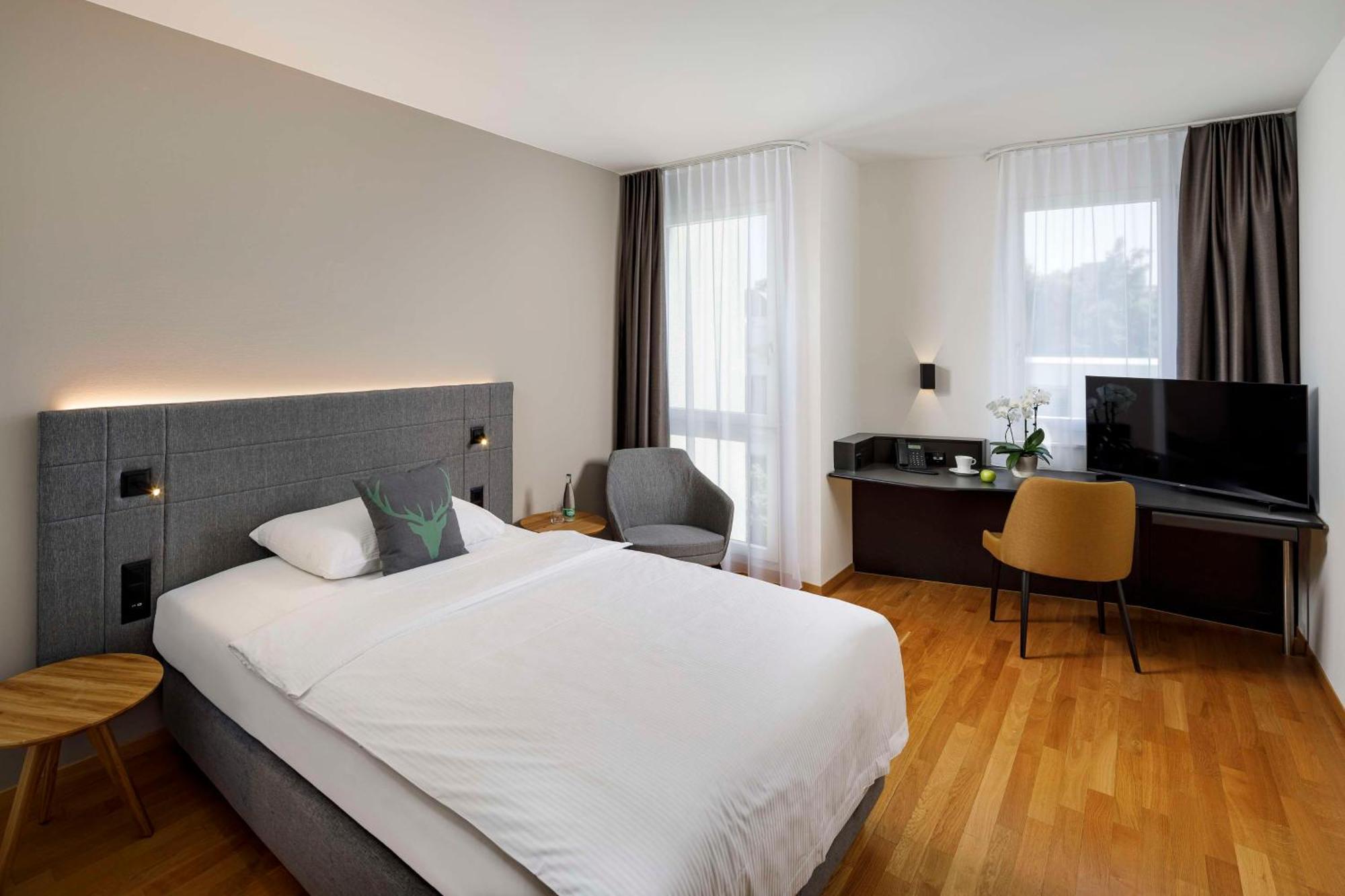 Hotel Allegra Lodge Kloten Kültér fotó