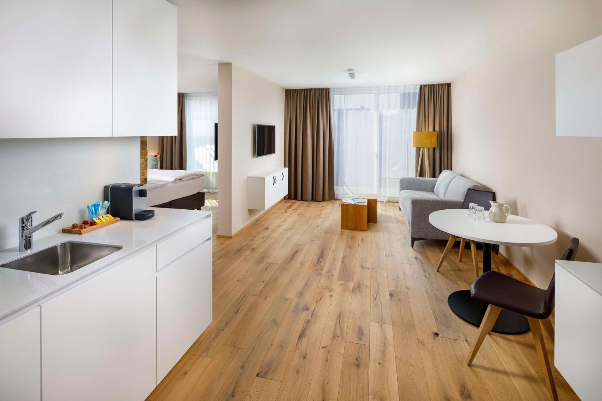 Hotel Allegra Lodge Kloten Kültér fotó