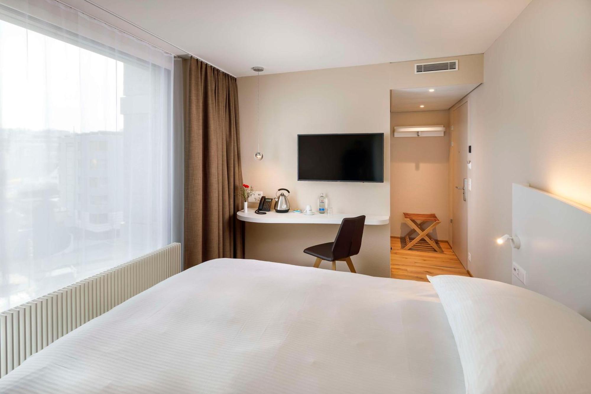 Hotel Allegra Lodge Kloten Kültér fotó